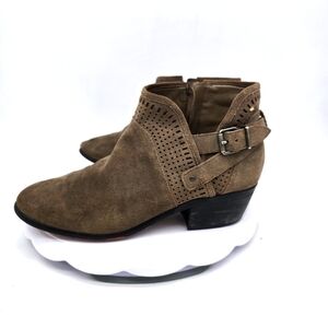 Vince Camuto Shoe Women's 8.5 M Pralata Ankle Booties